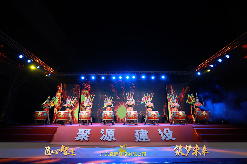 鼓舞雄风.jpg